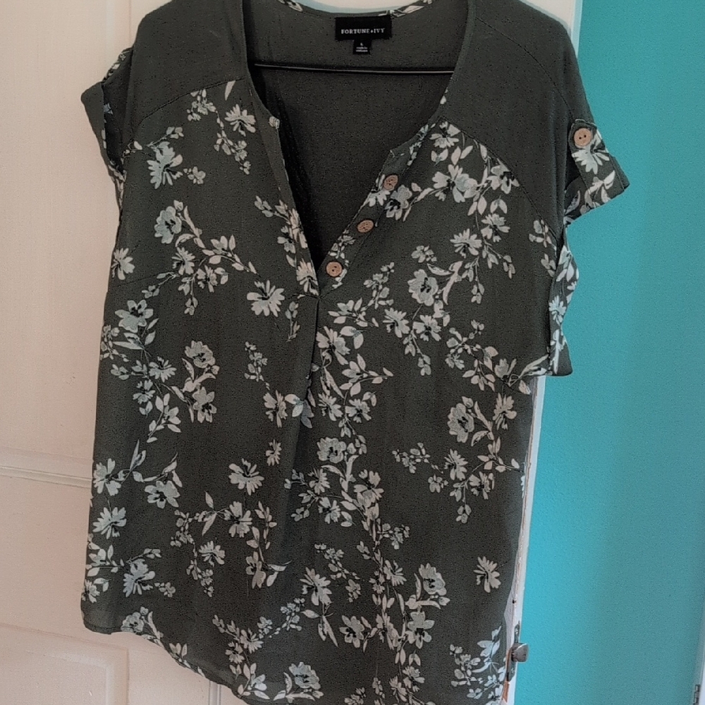Women's Floral Top - Green